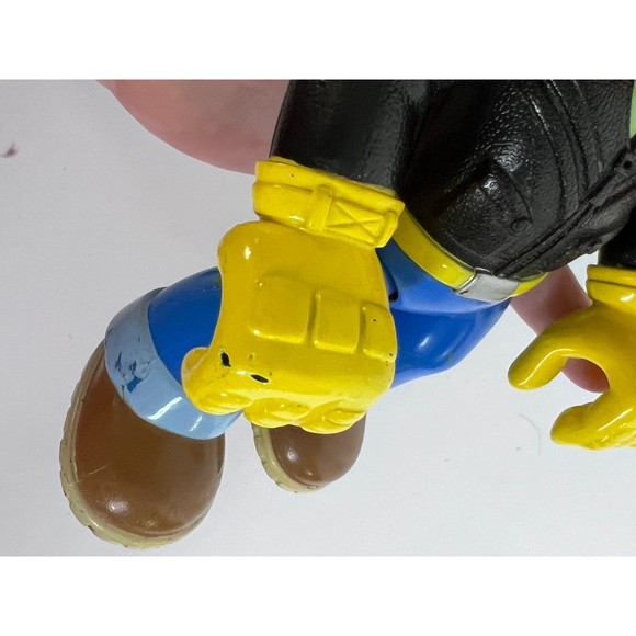Fisher-Price Disney's Handy Manny's Motorcycle Fix - It Right Set - Picture 9 of 10